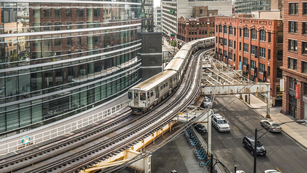 How to Use Chicago Public Transit: CTA, Metra & Pace Guide