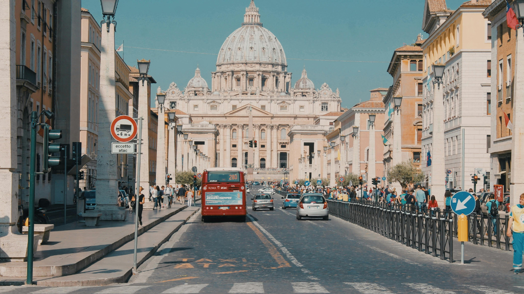 Best Way to Use Rome Public Transport for Business and Leisure