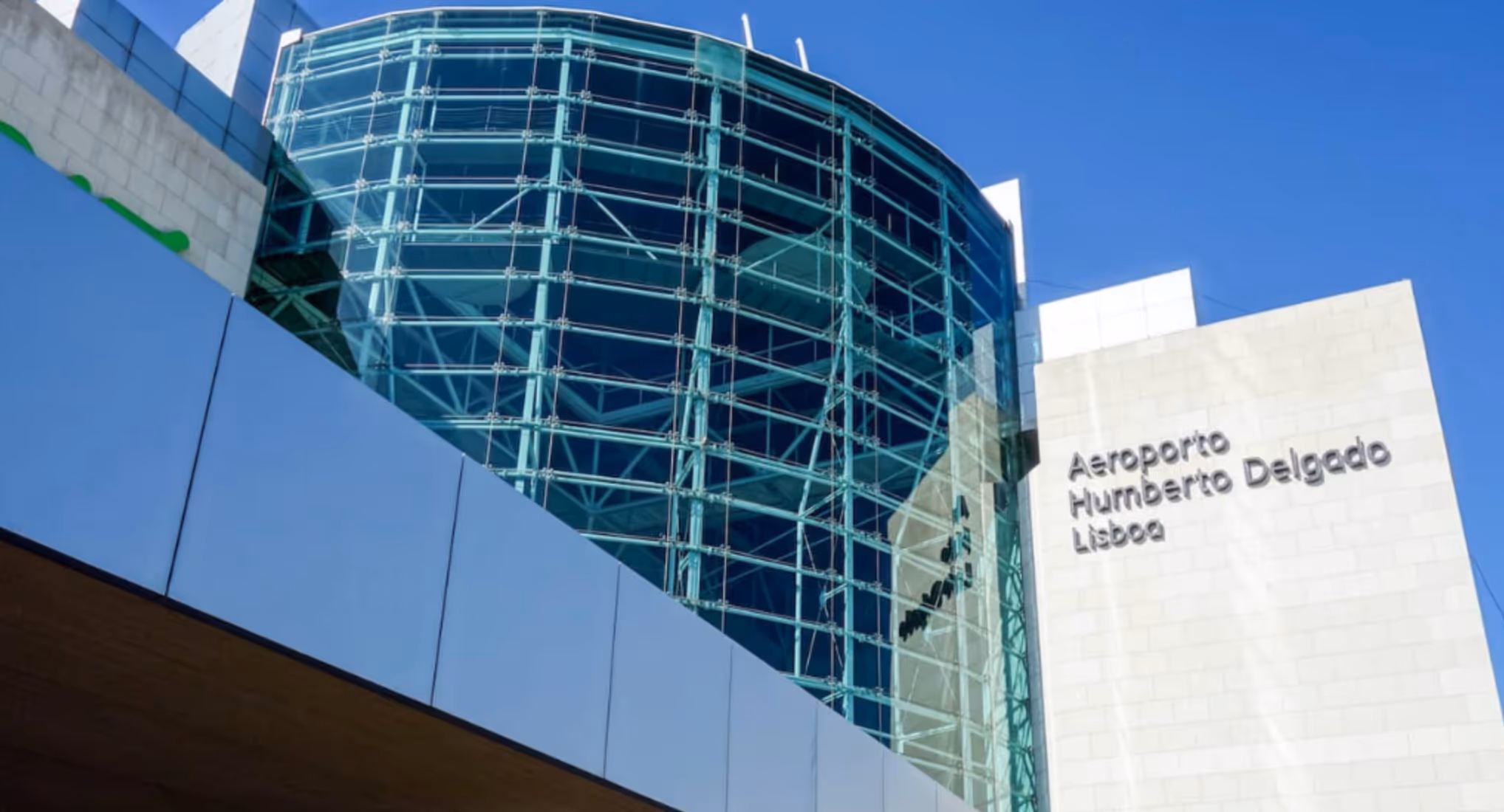 Best Hotels near Lisbon Airport for Early Flights and Short Stays