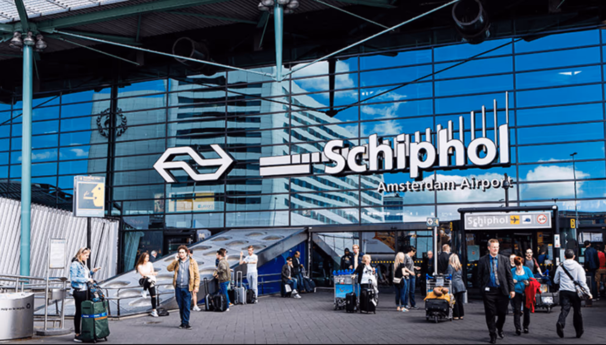 Best Hotels Near Schiphol Airport for Business and Sustainable Stays