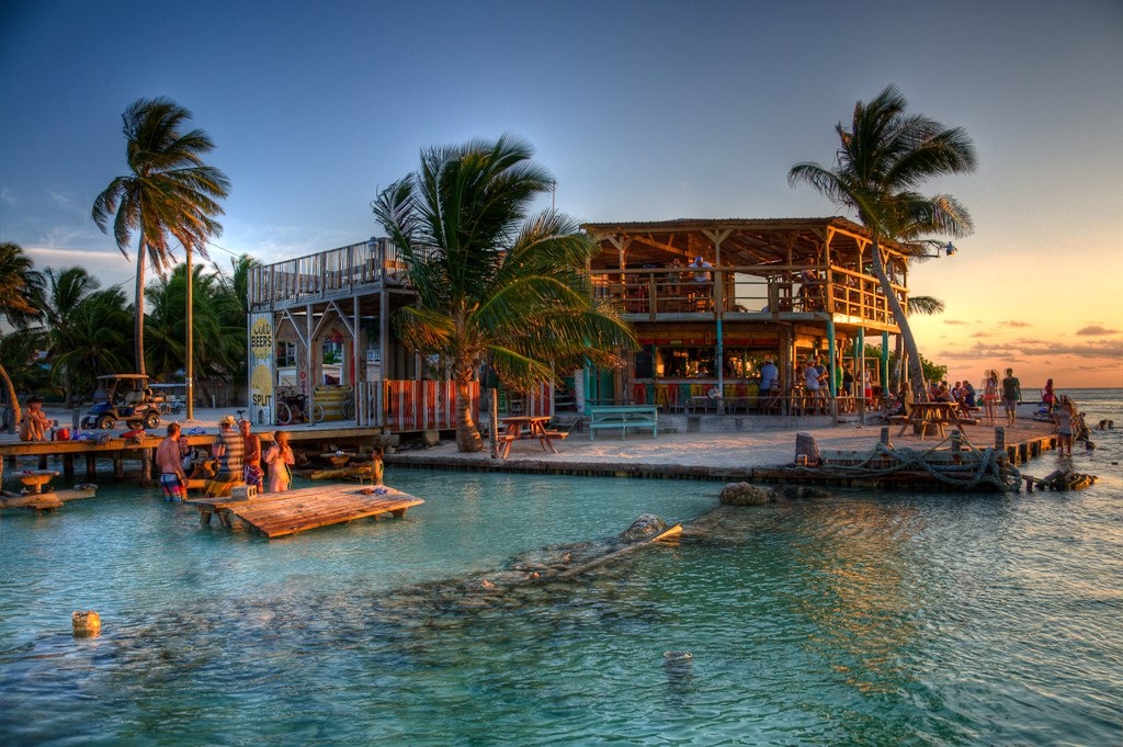 Best Hotels in Belize: Islands, Jungle & Beach Areas