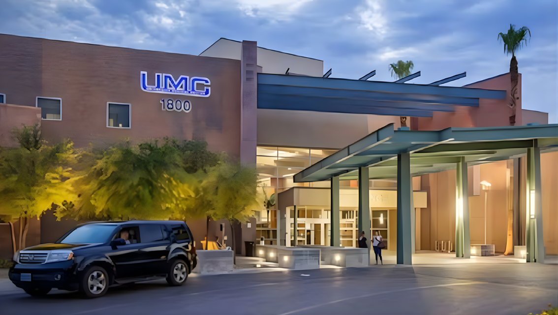 Sunrise Hospital and Medical Center near the Las Vegas Strip, multistory building with covered entrance drive